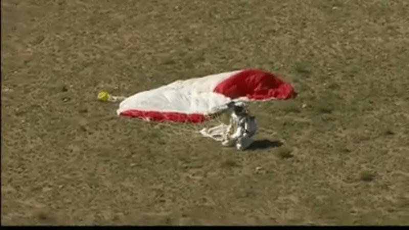 Felix drops to his knees after landing