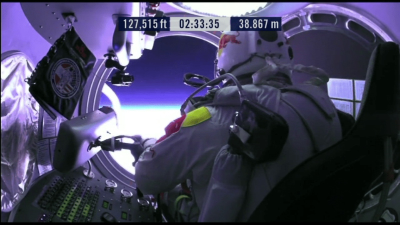 The doors opens around 127,515 feet. Pressure inside and out are equalized